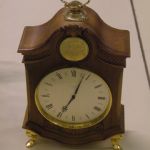 350 3077 TABLE CLOCK